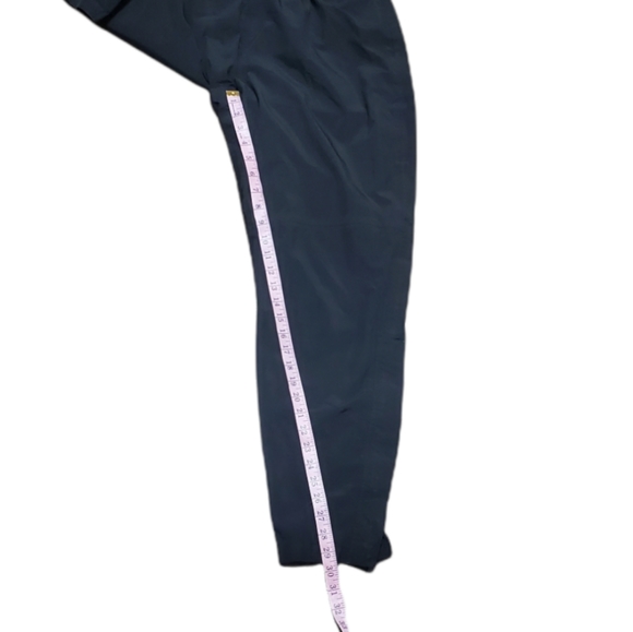 Unisex Black Underarmour lined Gore-tex Track Pants - Picture 8 of 10
